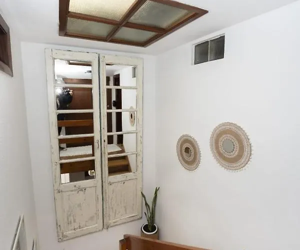 Casa Poulo Semesterbostad *